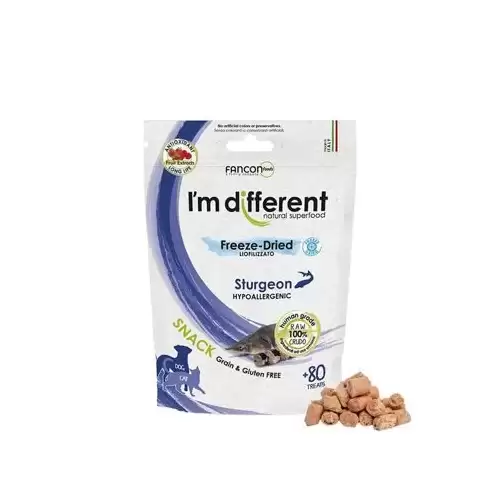 I´M DIFFERENT SNACK jeseter - mrazem sušený pamlsek, 40 g